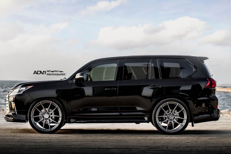 Lexus LX570 on ADV.1 Wheels (ADV5.0 M.V1 CS) 2016 года  (фото 9 из 10)
